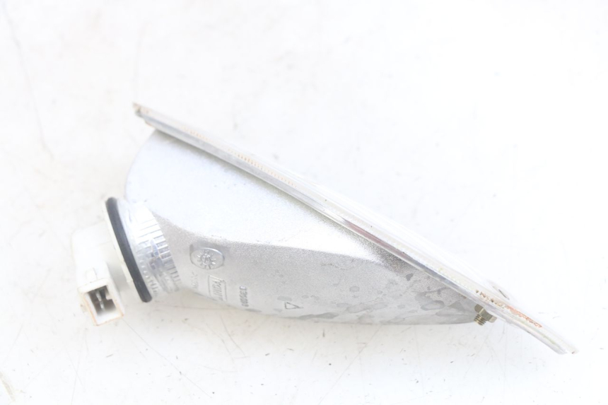 photo de CLIGNOTANTE ANTERIORE DESTRA PIAGGIO VESPA S 2T 50 (2007 - 2014) - Altra angolazione