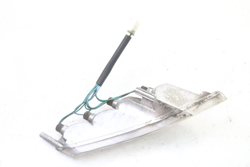 photo de CLIGNOTANTE ANTERIORE DESTRA PEUGEOT VIVACITY NEW 2T 50 (2008 - 2017) - Zoom sullo stato d'uso