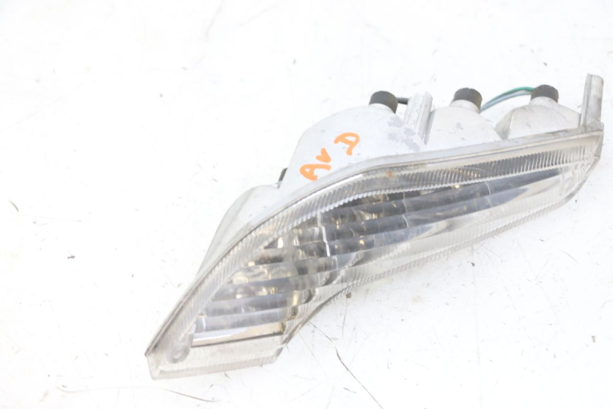 photo de FRECCE DESTRA ANTERIORE PEUGEOT VIVACITY NEW 4T 50 (2008 - 2017) - Zoom sullo stato d'uso