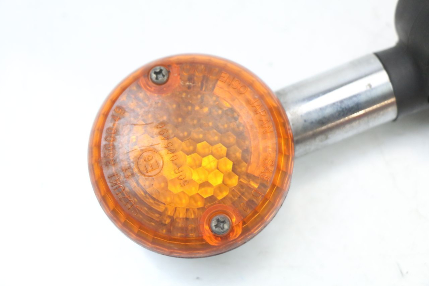 photo de FRECCE DESTRA ANTERIORE SUZUKI VL INTRUDER 125 (2004 - 2007) - Dettaglio del componente