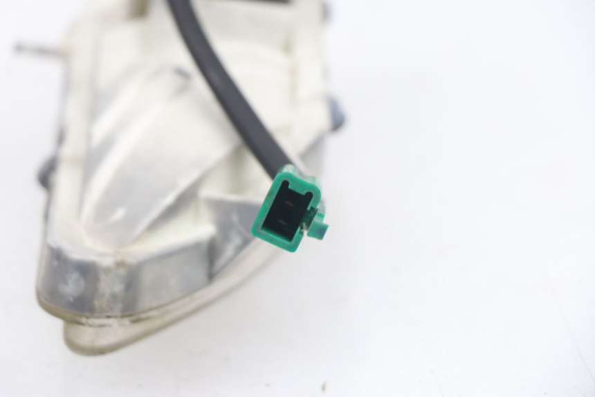 photo de CLIGNOTANTE ANTERIORE DESTRA YAMAHA XMAX X-MAX 125 (2006 - 2009) - Altra angolazione