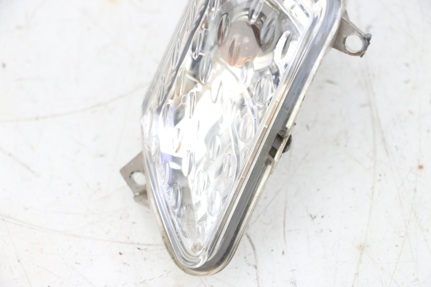 photo de CLIGNOTANTE ANTERIORE DESTRA YAMAHA XMAX X-MAX 125 (2006 - 2009) - Zoom sullo stato d'uso