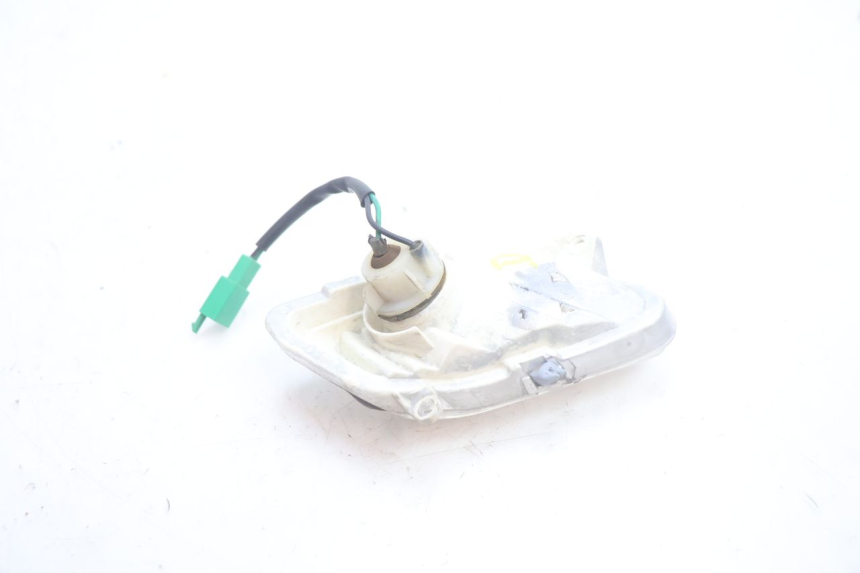 photo de CLIGNOTANTE ANTERIORE DESTRA YAMAHA XMAX X-MAX 125 (2006 - 2009) - Zoom sullo stato d'uso
