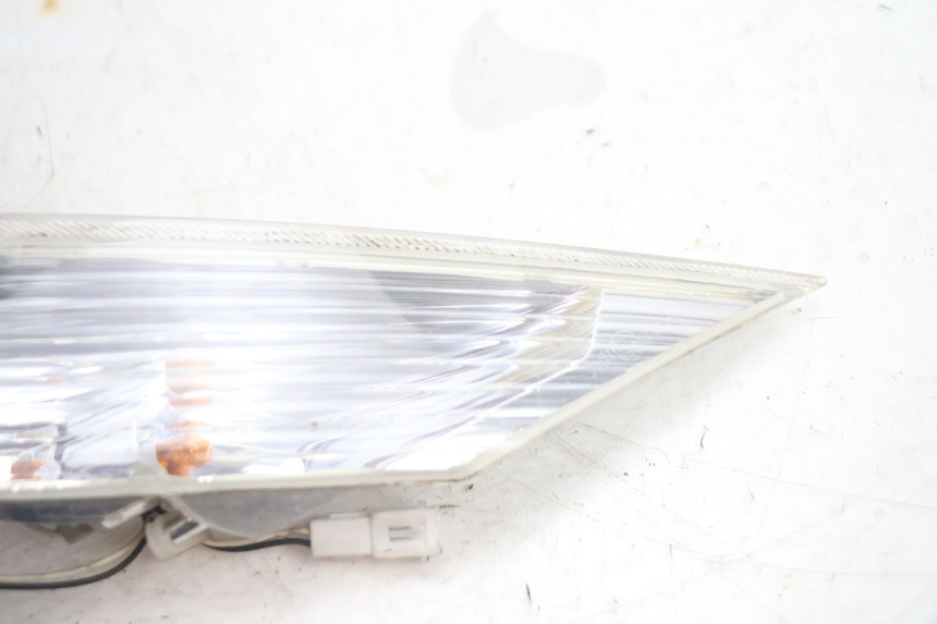 photo de FRECCE DESTRA ANTERIORE PIAGGIO X8 STREET 125 (2006 - 2007) - Zoom sullo stato d'uso