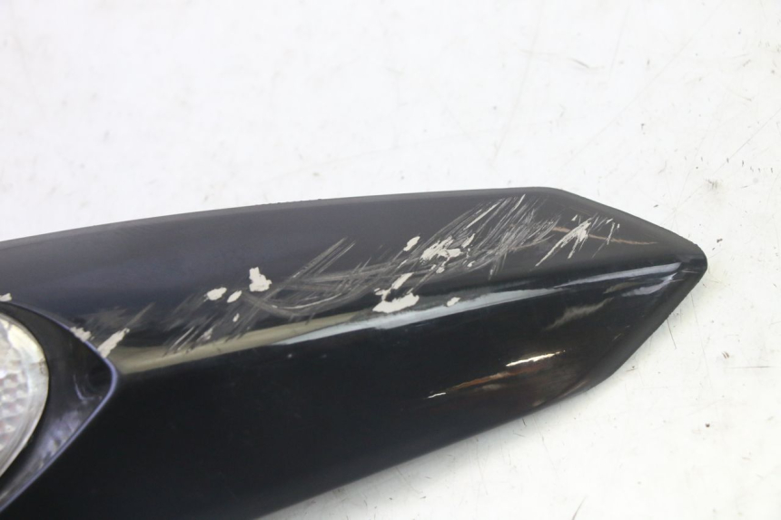 photo de CLIGNOTANTE ANTERIORE DESTRA PIAGGIO XEVO - X EVO 125 (2007 - 2017) - Zoom sullo stato d'uso