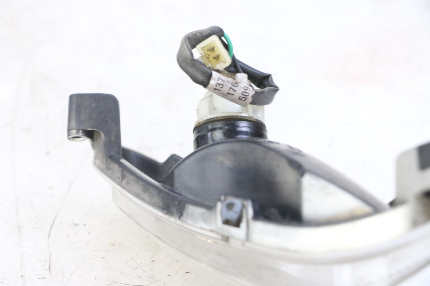 photo de FRECCE DESTRA ANTERIORE YAMAHA NEO'S NEOS 2T EASY 50 (2013 - 2016) - Primo piano tecnico