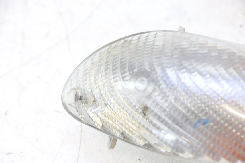 photo de FANALE ANTERIORE DESTRO YAMAHA YP MAJESTY 125 (2002 - 2006) - Stato della superficie e materiale