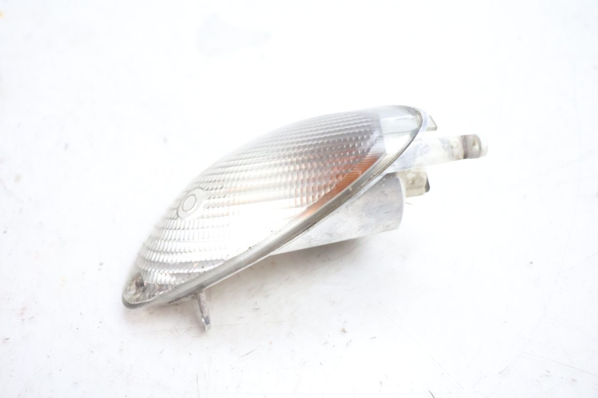 photo de FANALE ANTERIORE DESTRO YAMAHA YP MAJESTY 125 (2002 - 2006) - Zoom sullo stato d'uso