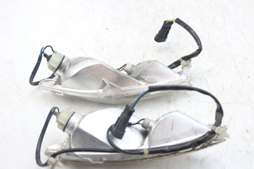 photo de FANALE ANTERIORE PIAGGIO FLY 4T 50 (2013 - 2017) - Dettaglio del componente