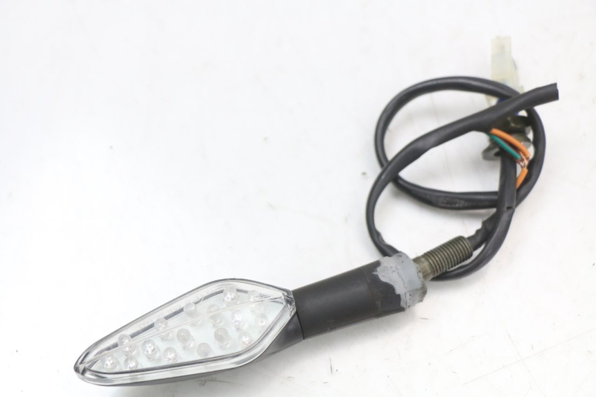 photo de FANALE ANTERIORE SINISTRO E-MAX 80L 1 (2011 - 2014) - Vista principale