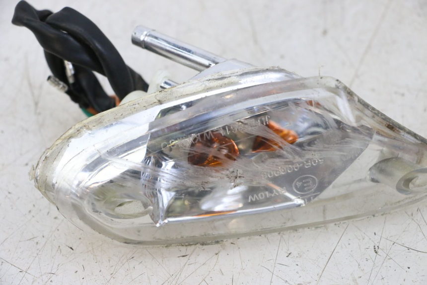 photo de CLIGNOTANTE ANTERIORE SINISTRA KYMCO AGILITY 4T 50 (2018 - 2022) - Dettaglio del componente