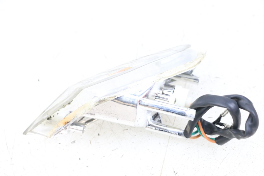 photo de CLIGNOTANTE ANTERIORE SINISTRA KYMCO AGILITY 4T 50 (2018 - 2022) - Altra angolazione