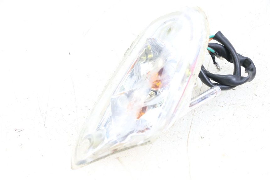 photo de CLIGNOTANTE ANTERIORE SINISTRA KYMCO AGILITY 4T 50 (2018 - 2022) - Dettagli dei punti di fissaggio