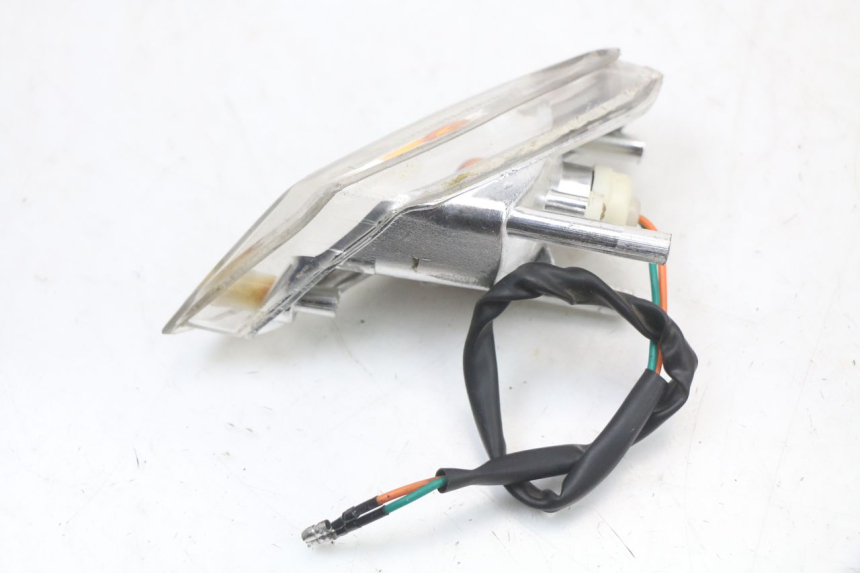 photo de CLIGNOTANTE ANTERIORE SINISTRA KYMCO AGILITY 4T 50 (2018 - 2022) - Primo piano tecnico