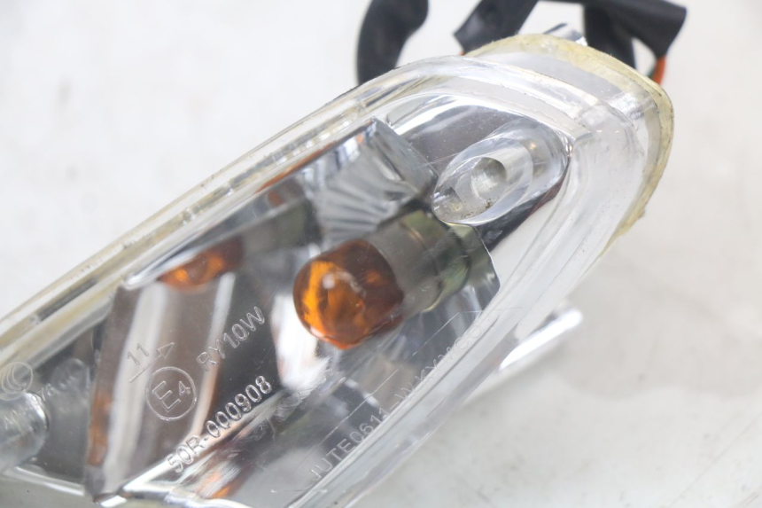 photo de CLIGNOTANTE ANTERIORE SINISTRA KYMCO AGILITY 4T 50 (2018 - 2022) - Zoom sullo stato d'uso