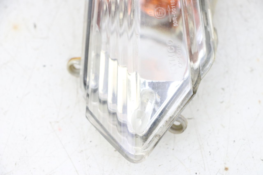 photo de FANALE ANTERIORE SINISTRO KYMCO AGILITY CITY 4T 50 (2008 - 2016) - Zoom sullo stato d'uso