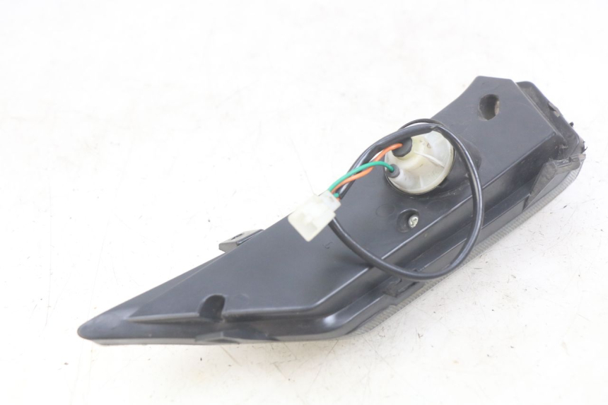 photo de CLIGNOTANTE ANTERIORE SINISTRA NECO ALEXONE 125 (2017 - 2024) - Dettagli dei punti di fissaggio