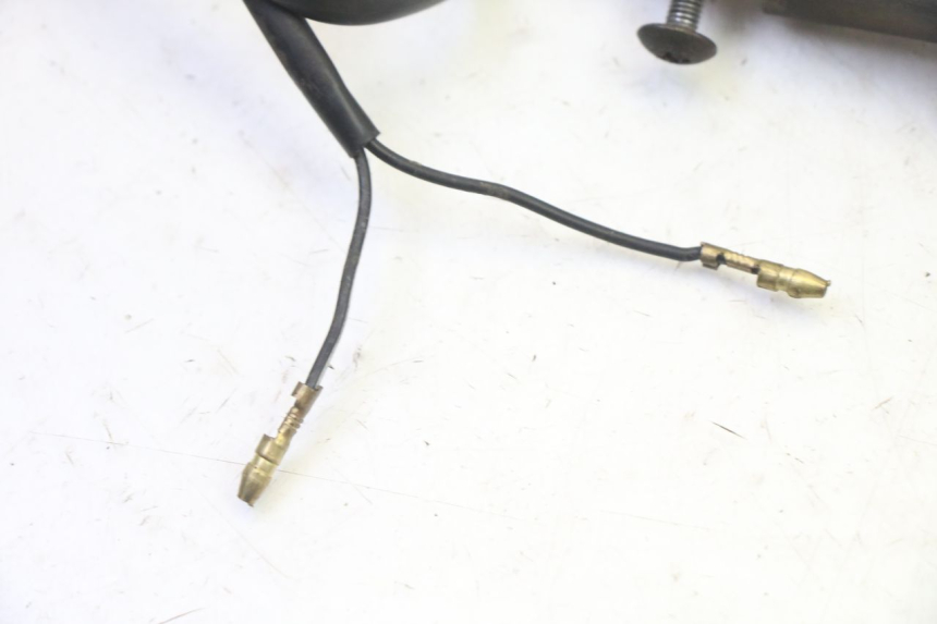 photo de FANALE ANTERIORE SINISTRO HYOSUNG GV AQUILA 125 (2000 - 2009) - Primo piano tecnico