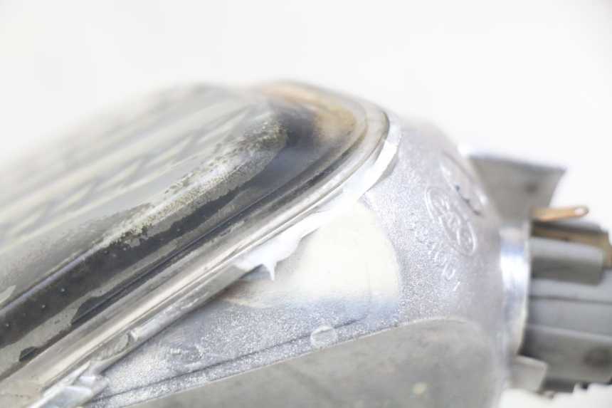 photo de CLIGNOTANTE ANTERIORE SINISTRA APRILIA ATLANTIC 500 (2002 - 2003) - Primo piano tecnico