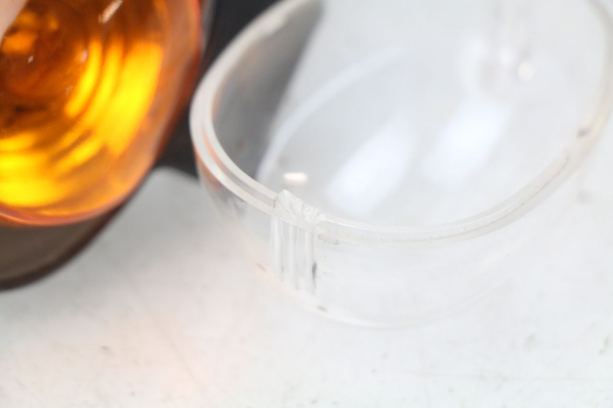 photo de CLIGNOTANTE ANTERIORE SINISTRA YAMAHA BW'S 50 (2004 - 2017) - Dettagli dei punti di fissaggio