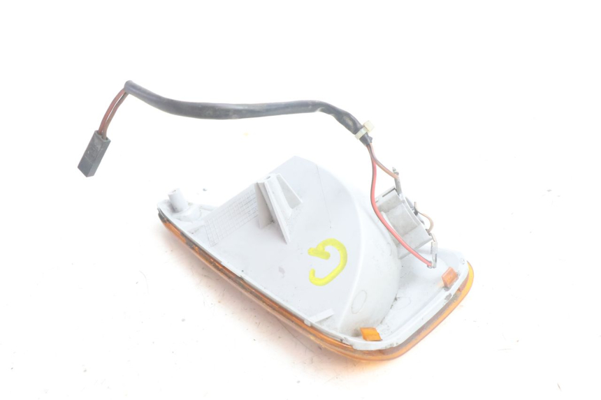 photo de CLIGNOTANTE ANTERIORE SINISTRA BMW C1 125 (2000 - 2003) - Primo piano tecnico