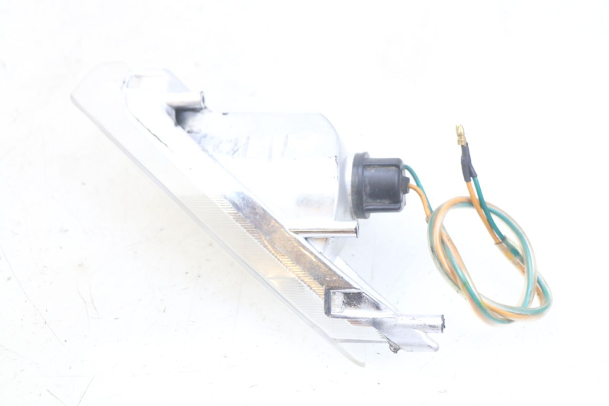 photo de CLIGNOTANTE ANTERIORE SINISTRA SYM CROX 4T 50 (2016 - 2023) - Dettaglio del componente