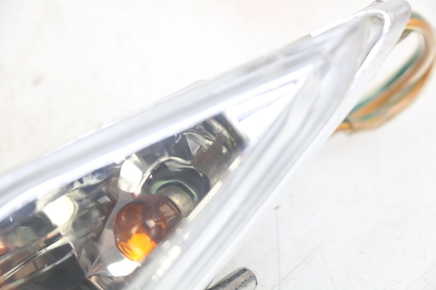 photo de CLIGNOTANTE ANTERIORE SINISTRA SYM CROX 4T 50 (2016 - 2023) - Vista d'insieme del prodotto