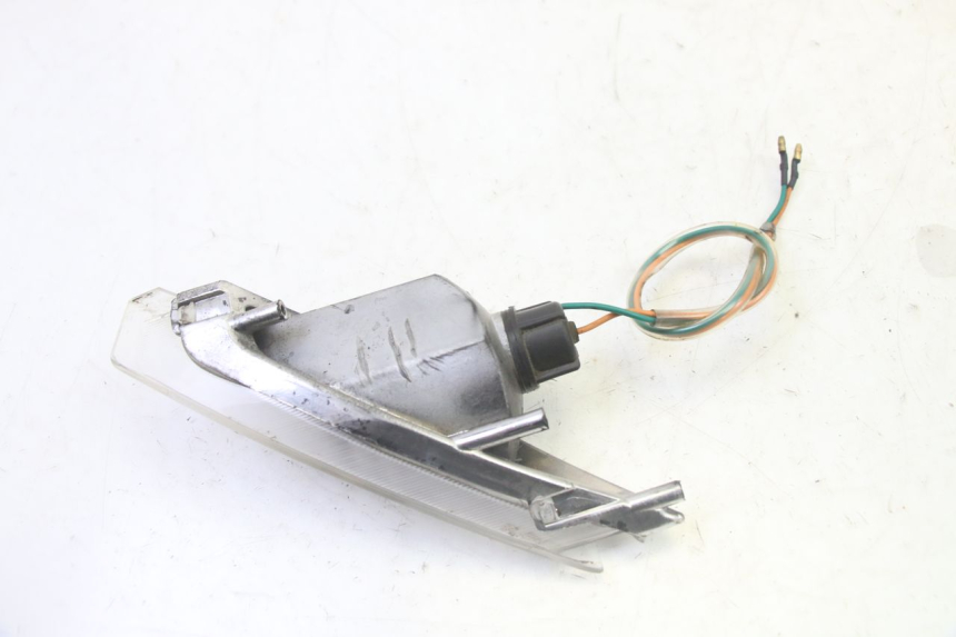 photo de CLIGNOTANTE ANTERIORE SINISTRA SYM CROX 4T 50 (2016 - 2023) - Altra angolazione