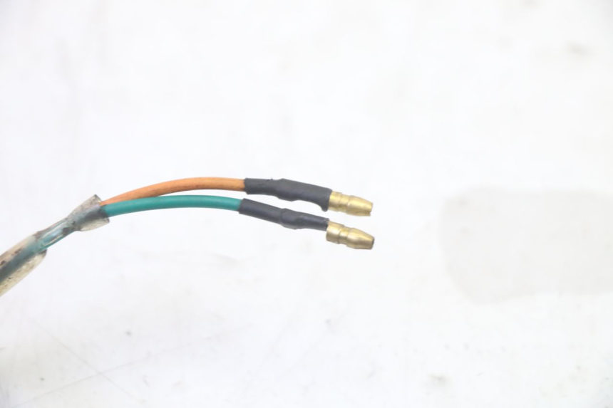 photo de CLIGNOTANTE ANTERIORE SINISTRA SYM CROX 4T 50 (2016 - 2023) - Dettagli dei punti di fissaggio