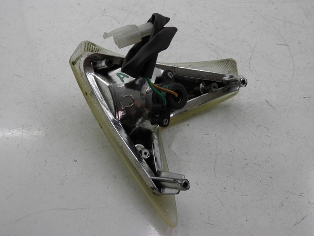 photo de FANALE ANTERIORE SINISTRO EUROCKA MATADOR 4T 50 (2010 - 2016) - Zoom sullo stato d'uso