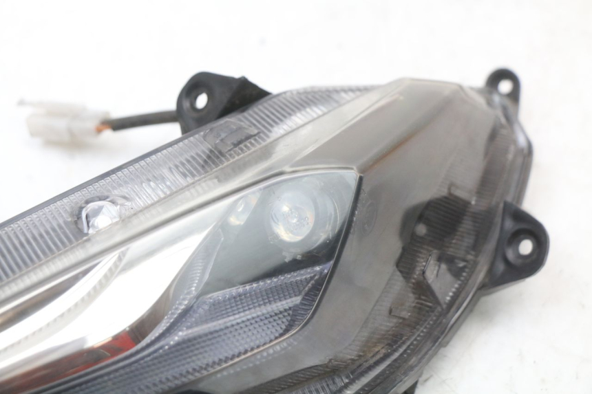 photo de CLIGNOTANTE ANTERIORE SINISTRA JM MOTORS EVOLIS 4T 50 (2018 - 2022) - Primo piano tecnico