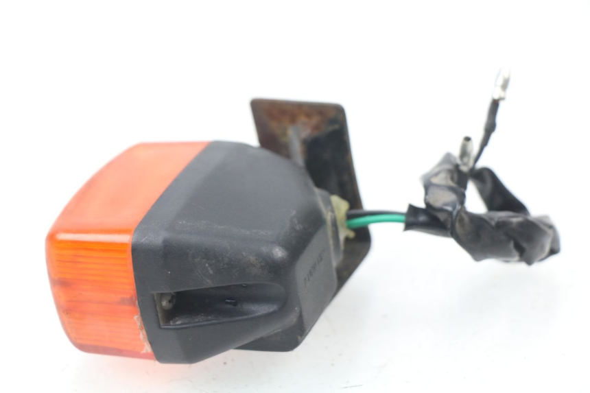 photo de FANALE ANTERIORE SINISTRO TNT MOTOR FASTINO 4T 50 (2013 - 2019) - Primo piano tecnico