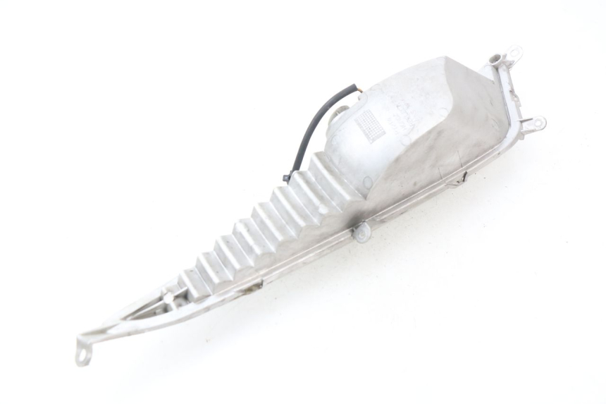 photo de CLIGNOTANTE ANTERIORE SINISTRA HONDA FES PANTHEON 125 (2003 - 2007) - Stato della superficie e materiale