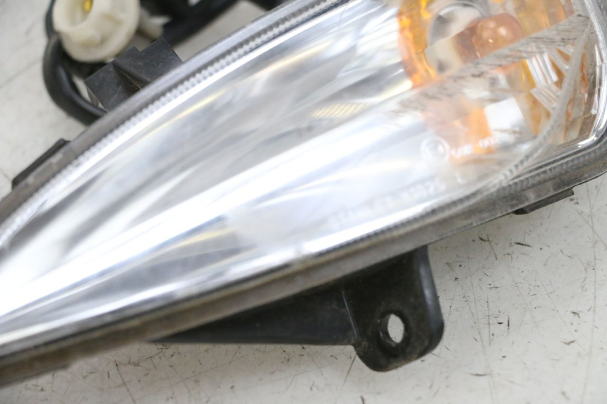 photo de FRECCE SINISTRO ANTERIORE MBK FLIPPER 115 (2013 - 2017) - Marcature e riferimenti originali