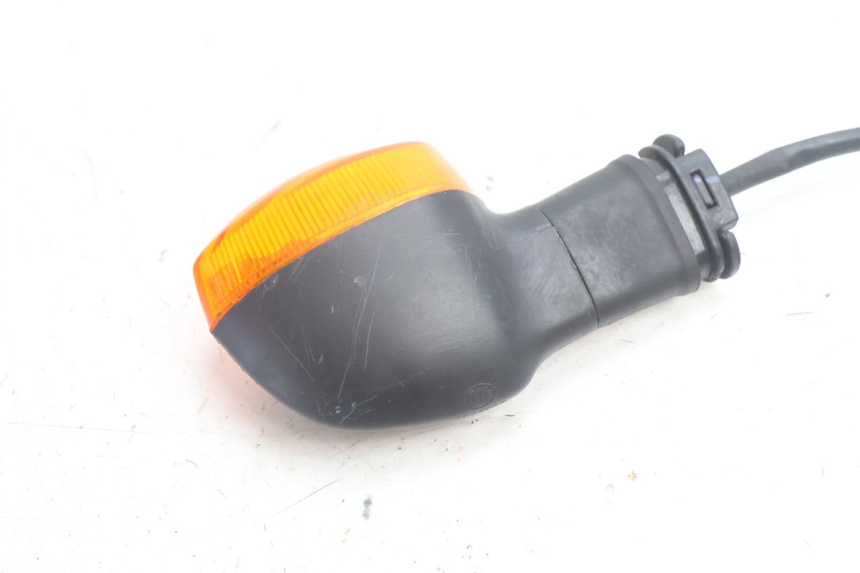 photo de FRECCE SINISTRO ANTERIORE YAMAHA FZ8 800 (2010 - 2016) - Primo piano tecnico
