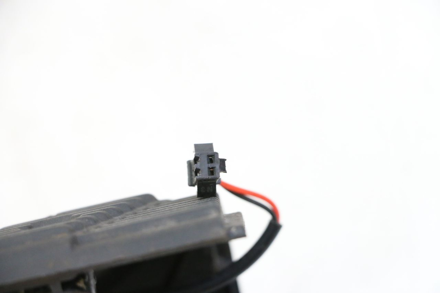 photo de FRECCE SINISTRO ANTERIORE KUKIRIN G2 MASTER 1 - Dettaglio del componente