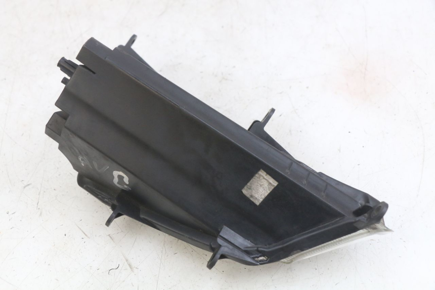 photo de CLIGNOTANTE ANTERIORE SINISTRA SYM GTS EFI 125 (2012 - 2016) - Primo piano tecnico