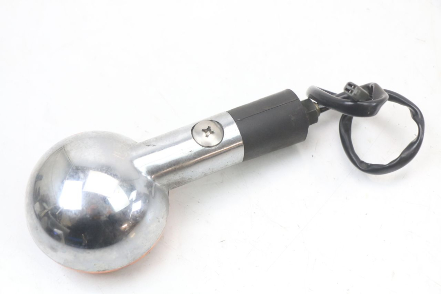 photo de FRECCE SINISTRO ANTERIORE SUZUKI GZ MARAUDER 125 (1998 - 2004) - Primo piano tecnico