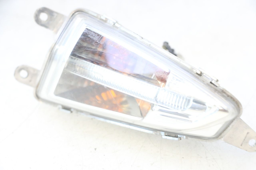 photo de CLIGNOTANTE ANTERIORE SINISTRA PIAGGIO LIBERTY IGET 4T 50 (2015 - 2020) - Dettaglio del componente