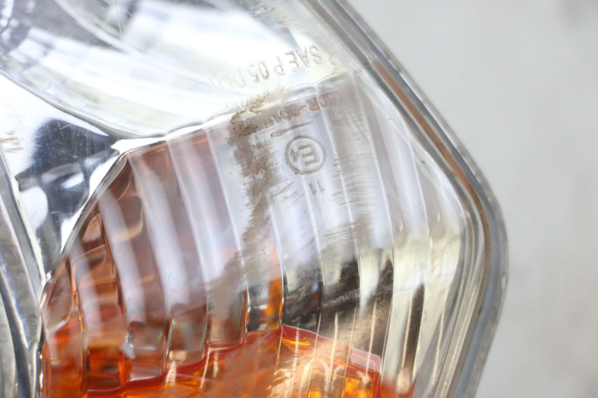 photo de FANALE ANTERIORE SINISTRO KYMCO LIKE 125 (2009 - 2016) - Stato della superficie e materiale