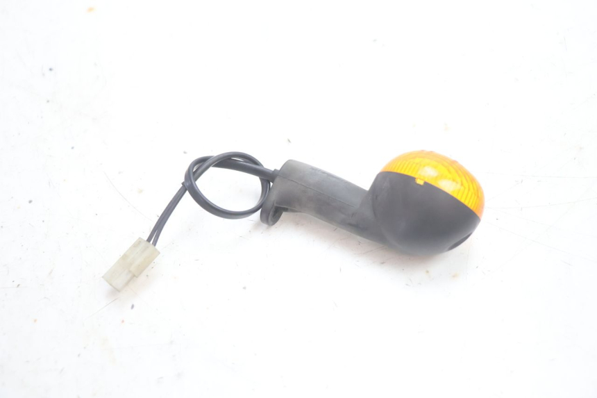 photo de CLIGNOTANTE ANTERIORE SINISTRA PEUGEOT LUDIX 50 (2005 - 2007) - Zoom sullo stato d'uso