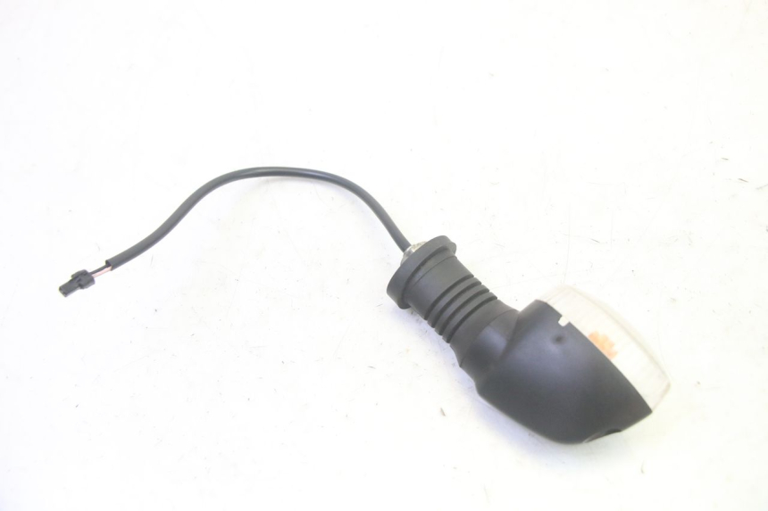 photo de FRECCE SINISTRO ANTERIORE PIAGGIO MP3 RL 250 (2006 - 2010) - Altra angolazione