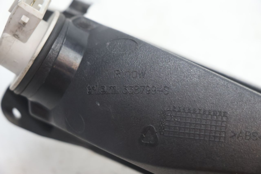 photo de FRECCE SINISTRO ANTERIORE PIAGGIO MP3 125 (2006 - 2014) - Stato della superficie e materiale
