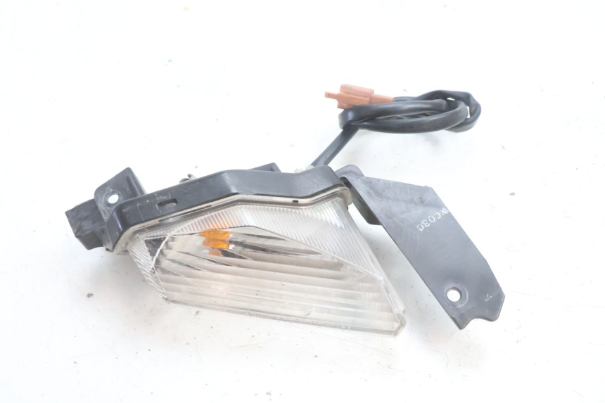 photo de FRECCE SINISTRO ANTERIORE YAMAHA N-MAX NMAX 125 (2021 - 2024) - Zoom sullo stato d'uso