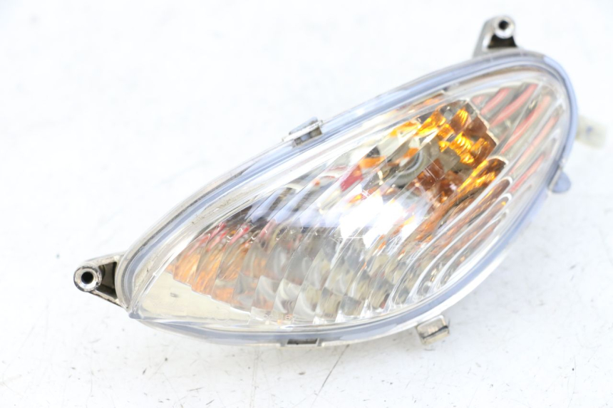 photo de CLIGNOTANTE ANTERIORE SINISTRA YAMAHA NEOS NEO'S 4T 50 (2008 - 2016) - Dettagli dei punti di fissaggio