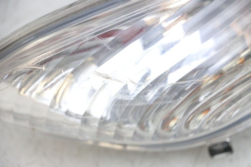 photo de CLIGNOTANTE ANTERIORE SINISTRA YAMAHA NEOS NEO'S 4T 50 (2008 - 2016) - Stato della superficie e materiale