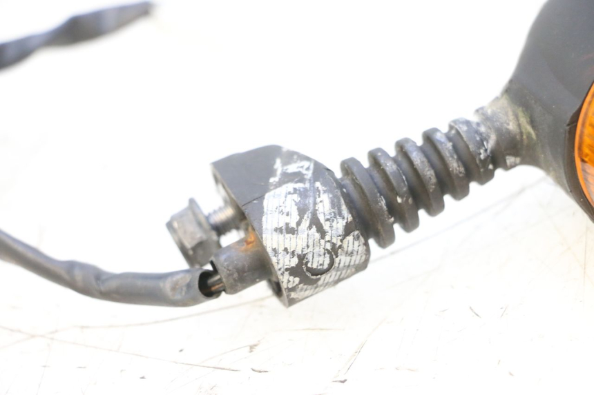 photo de CLIGNOTANTE ANTERIORE SINISTRA YAMAHA NEOS NEO'S 4T 50 (2008 - 2016) - Zoom sullo stato d'uso