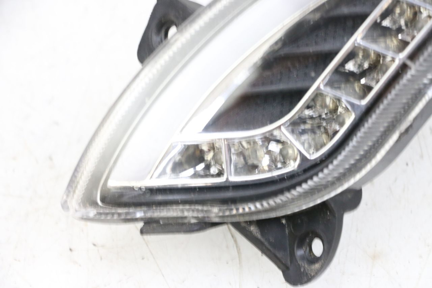 photo de FRECCE SINISTRO ANTERIORE JM MOTORS OLDIES GT 4T 50 (2018 - 2025) - Stato della superficie e materiale