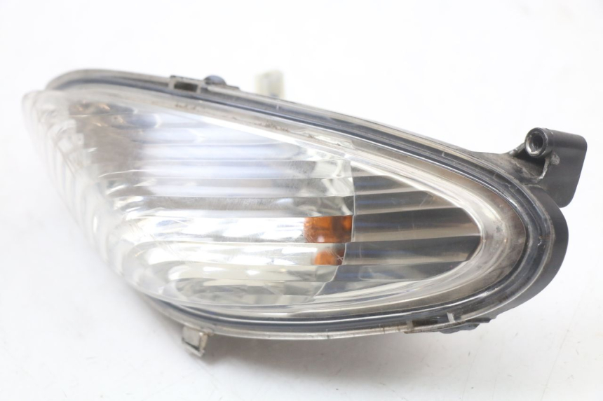 photo de FANALE ANTERIORE SINISTRO MBK OVETTO ONE 2T 50 (2013 - 2017) - Zoom sullo stato d'uso