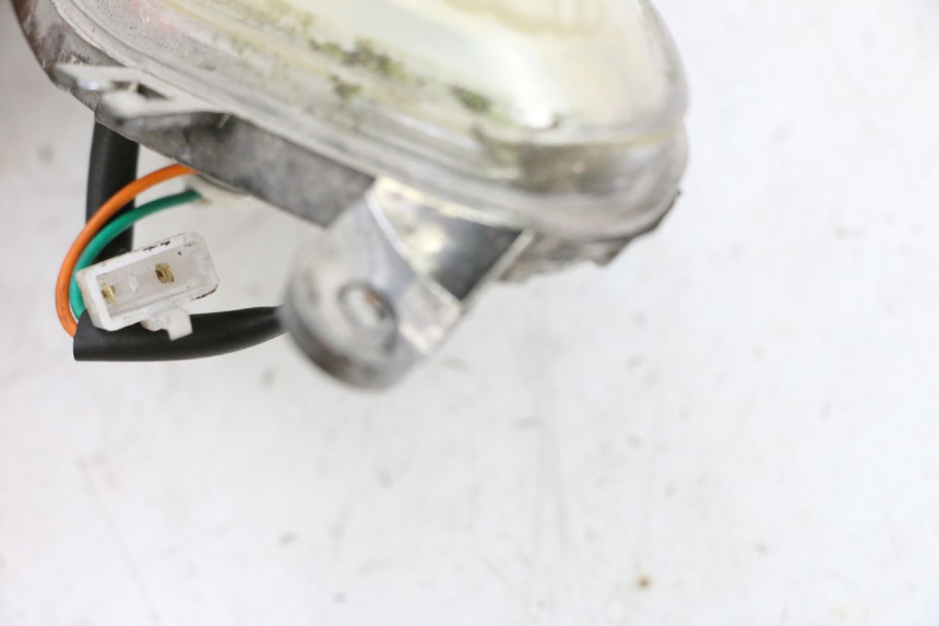 photo de FANALE ANTERIORE SINISTRO JM MOTORS SANTANA 50 (2014 - 2023) - Zoom sullo stato d'uso